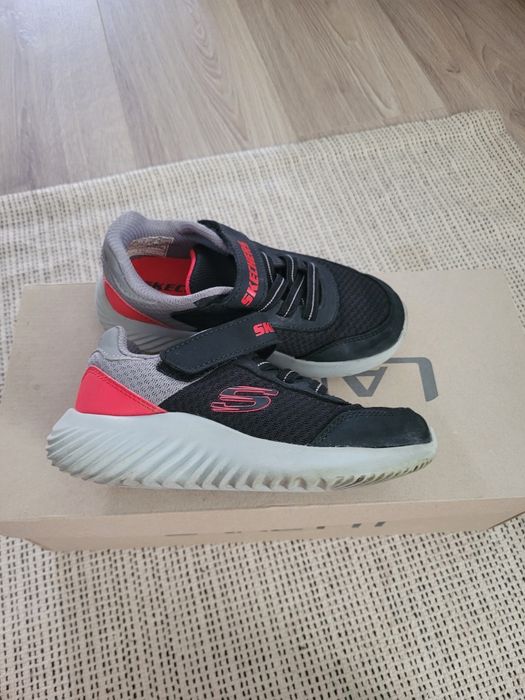Lot adidasi baieti nr 26 și 28