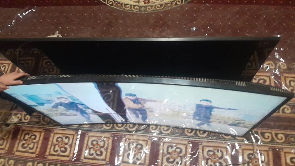 Телевизор Самсунг