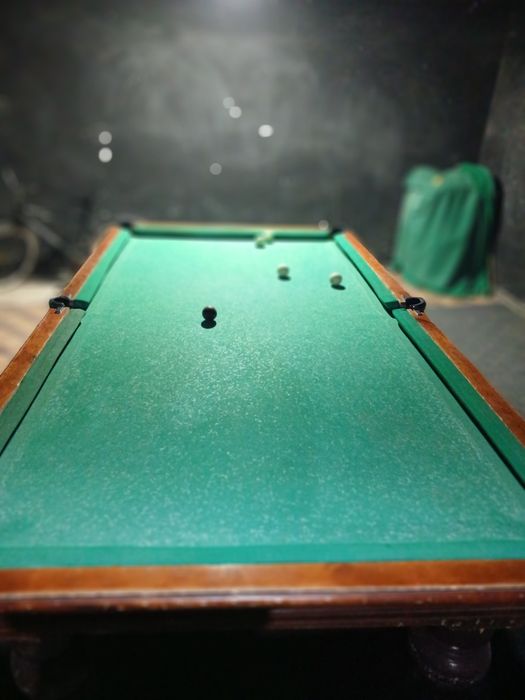 Billiard stol yaxshi xolatda