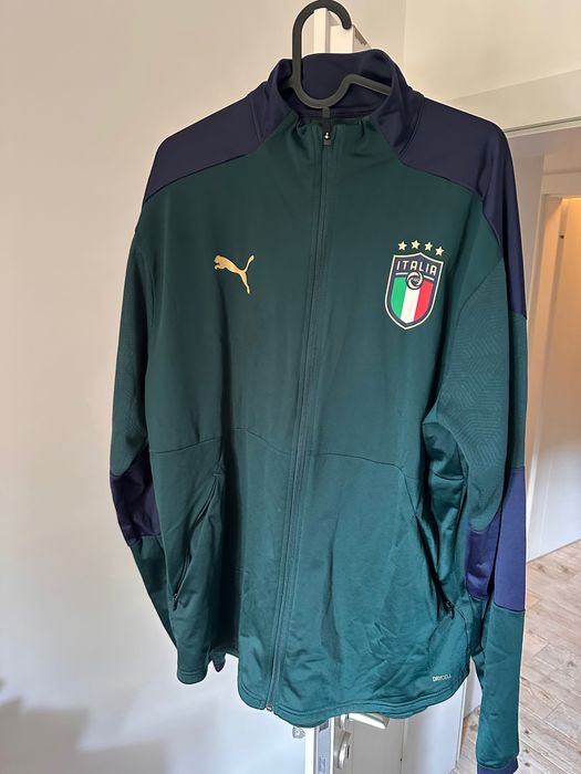 Продавам 2 анцуг горнища Puma на AC Milan и Italia