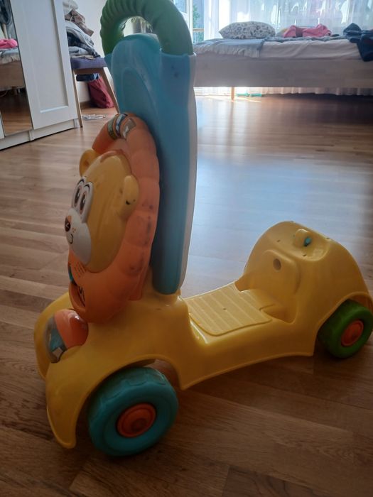 Камионче, тротинетка лъвче