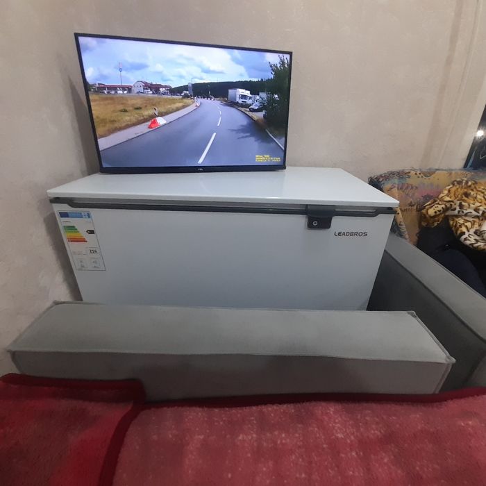 Холодильная ларь б/у навая не пользовались 275 литров