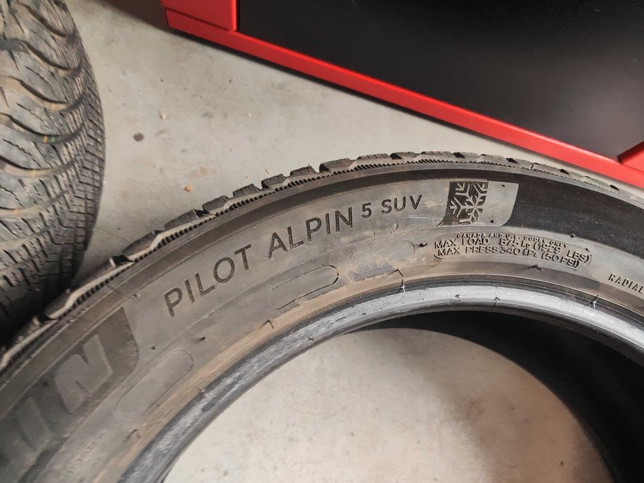 2бр.зимни гуми 225/55/19 Michelin