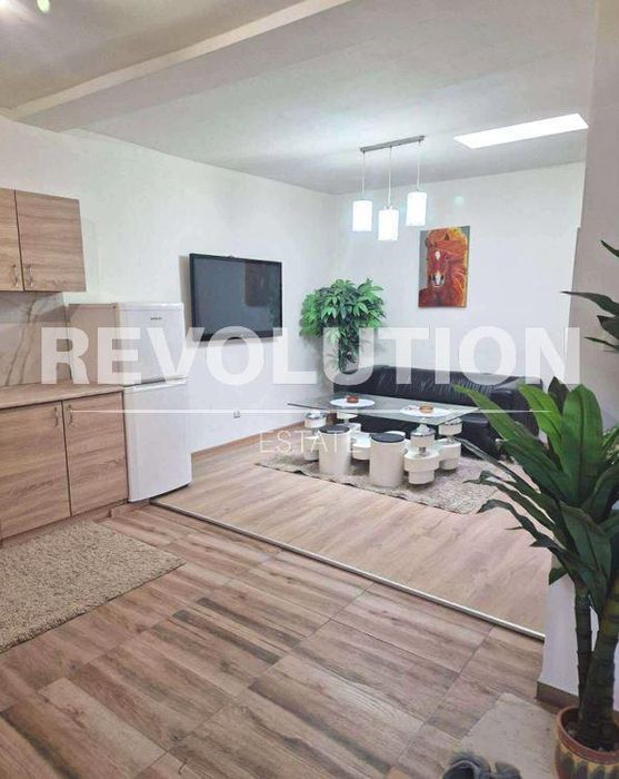 Дава се под наем Къща в Варна, Зимно кино Тракия - 70 кв.м за 600 € - Снимка #3