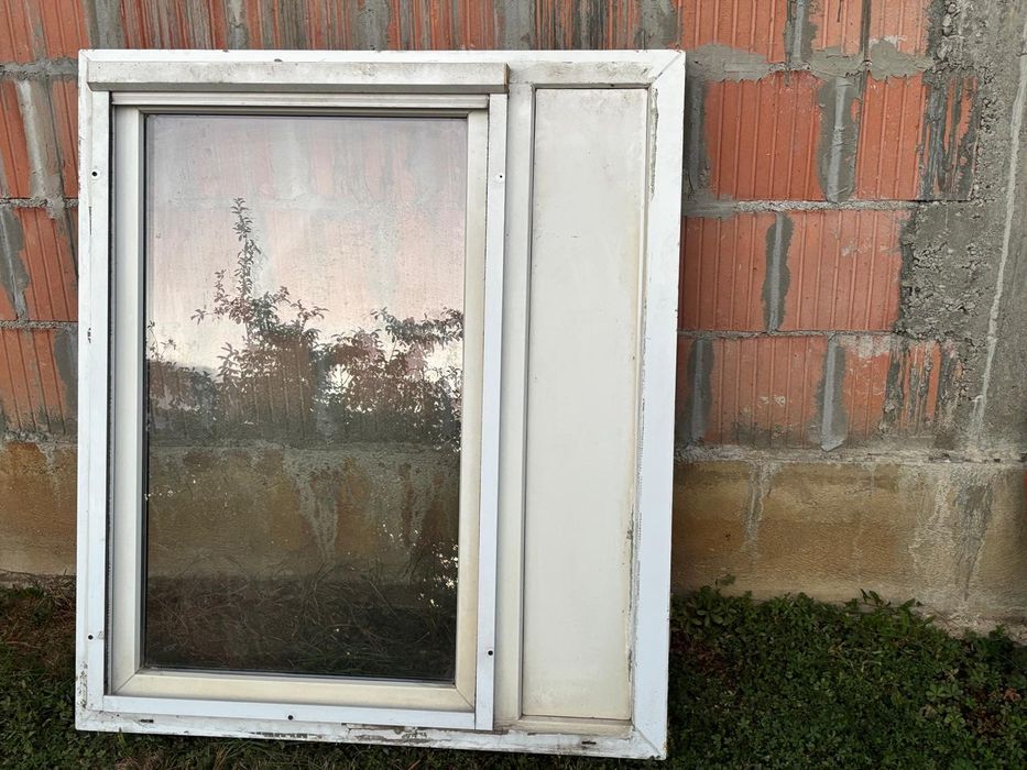 Geam termopan cu plasă de insecte