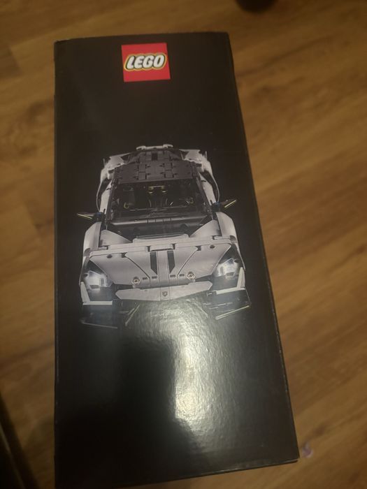 Продавам LEGO Technic Спортна суперкола Lamborghini чисто нова