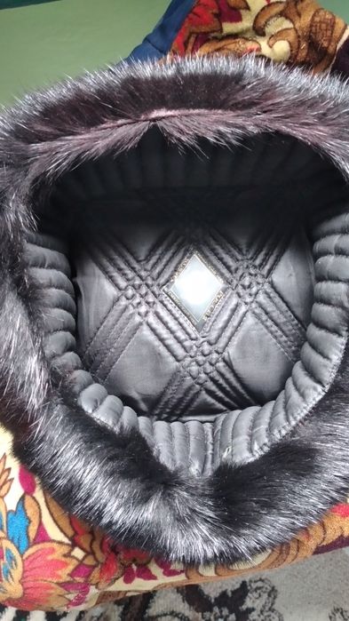 ПРОДАМ шапку ПРОДАМ шапку