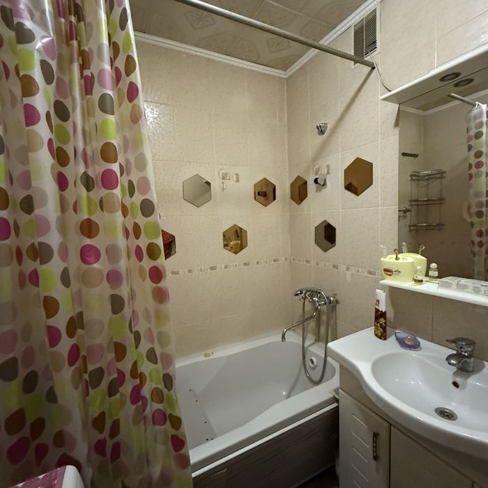 3комн. Абылай Хана 136, 2эт