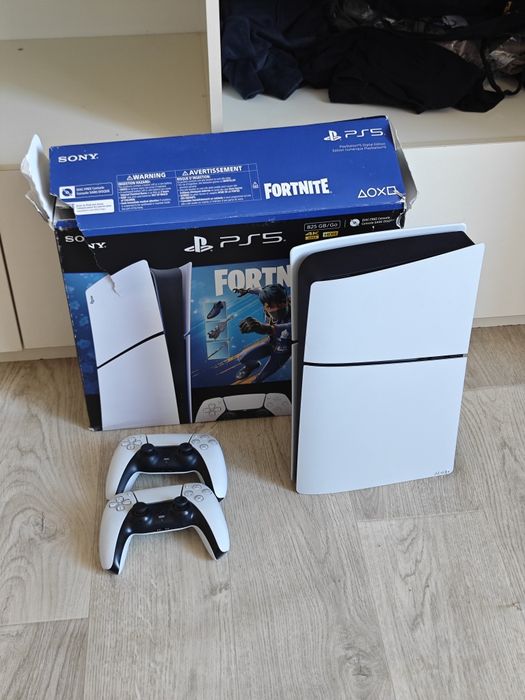 Playstation 5 Slim 1Tb на гарантии