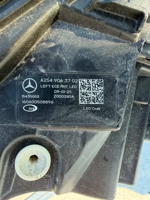 Десен фар за Mercedes GLC 2017