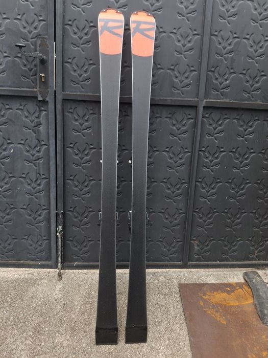 Съзтезателни ски rossignol hero  150