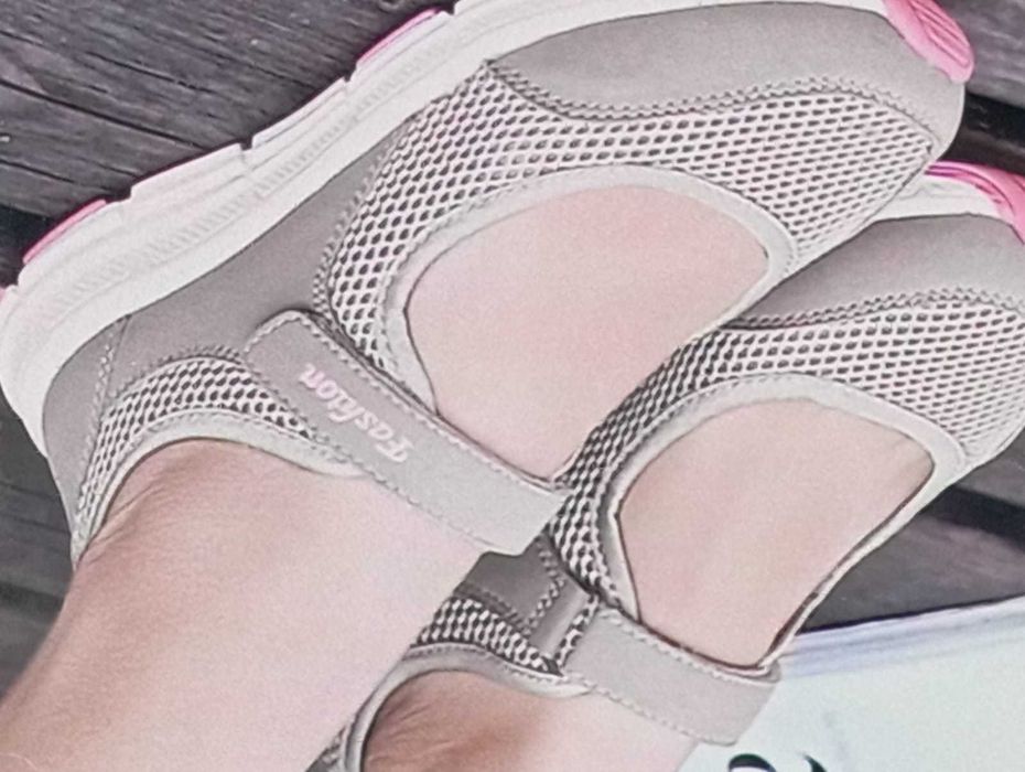 Кросовки  женские. НОВЫЕ!!