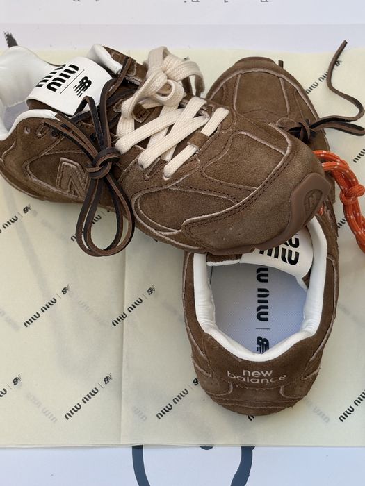 New Balance& MiuMiu