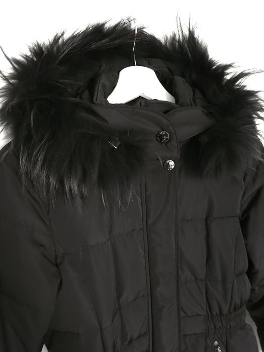 Яке Here+There с естествен косъм на качулката