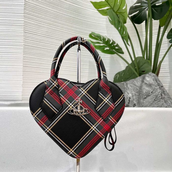 Vivienne Westwood чанта