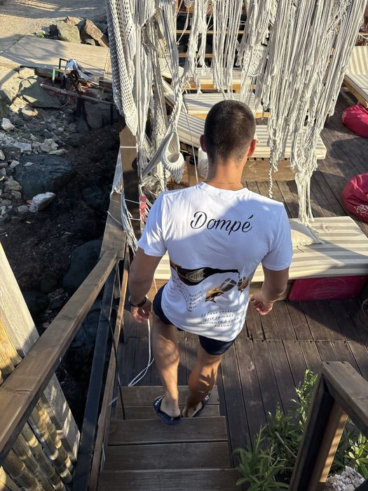 Тениски Dompé.