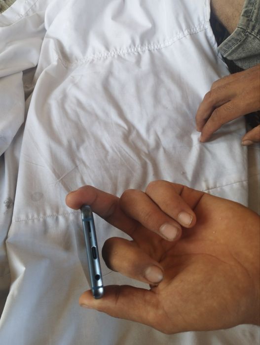 s 9 sotiladi yuq abmen bor ayfon xp ga olodigan tel qilsin