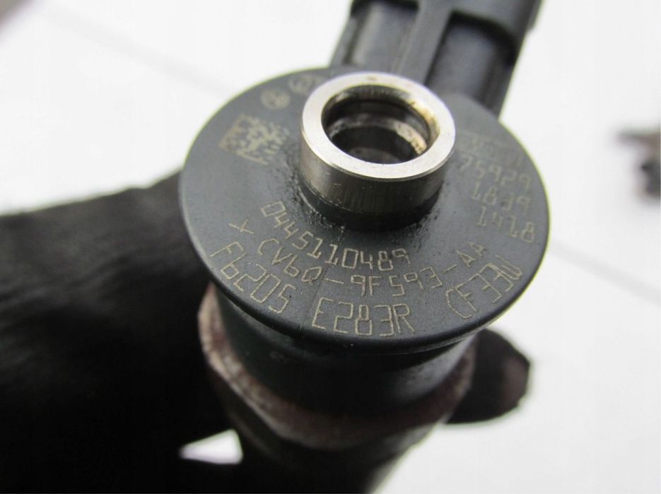 Injector Ford Focus 1.5 TDCI cod 044511489