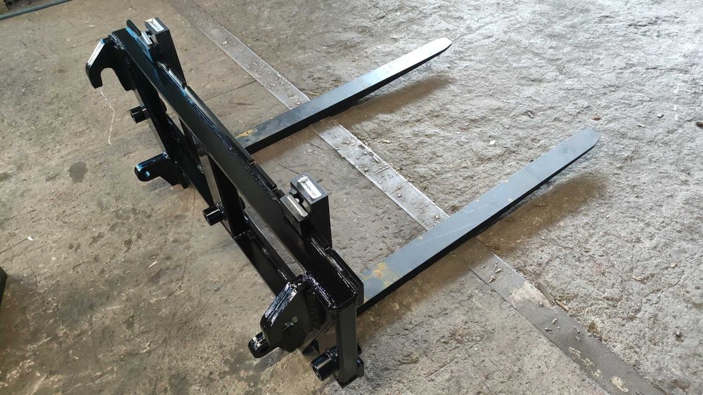 Палетни вилици за челен товарач