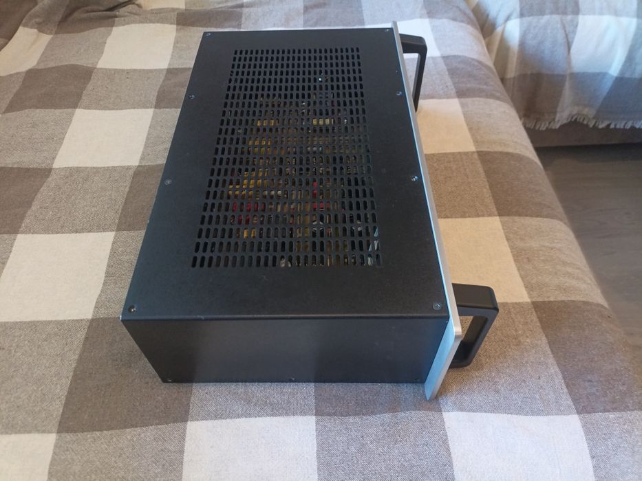 Лампов пред Audio Research SP17