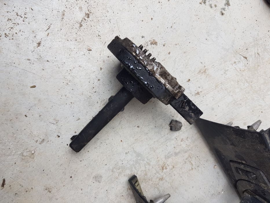 Датчик масло бмв е90 е91 е60 е61