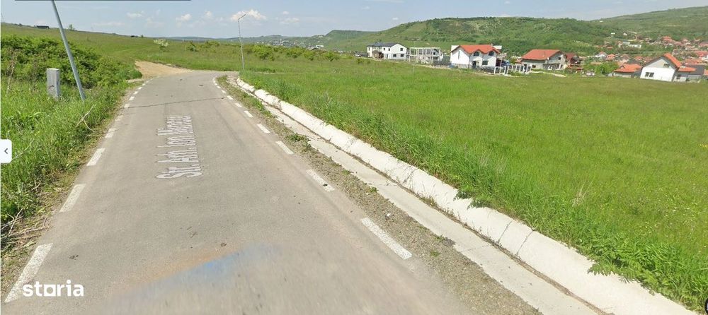 Teren intravilan de vânzare Chinteni, cu o priveliste pe satul vechi