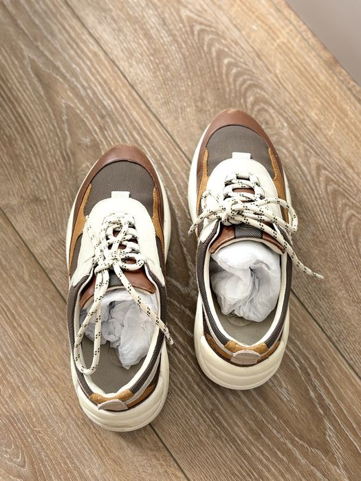 Кроссовки Massimo dutti б/у