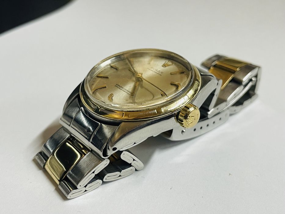 Rolex aur cu otel vintage.