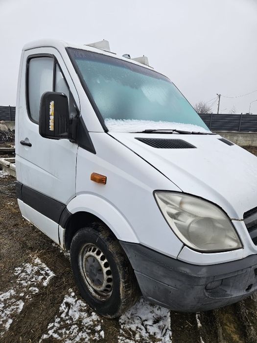 Dezmembrez Mercedes-Benz Sprinter 2.2 646 Cutie Automata