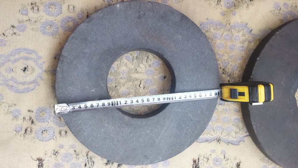 Продам диски шлифовальные, 2 штуки