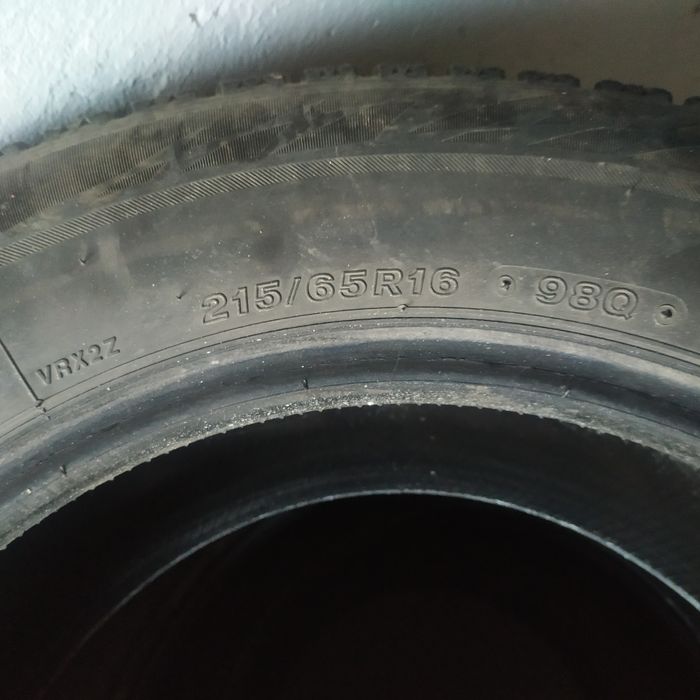 Шины бриджстоун. 215х65х16