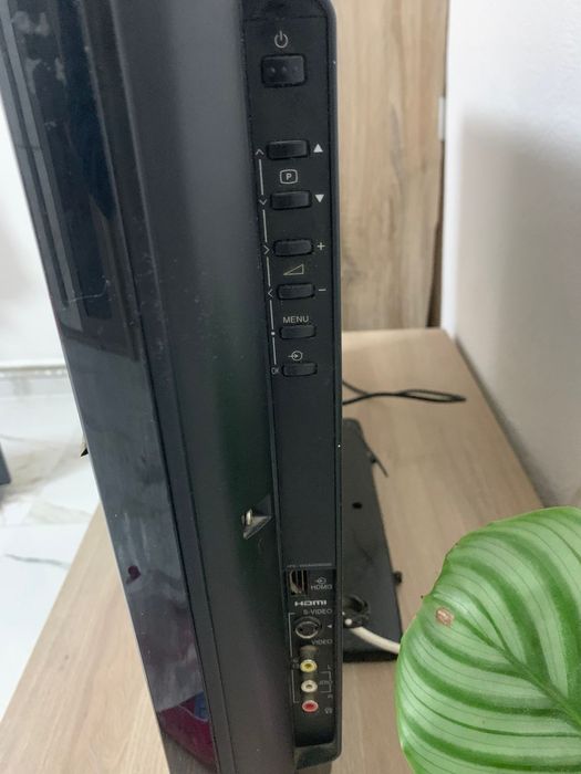 Televizor  perfect  funcțional .