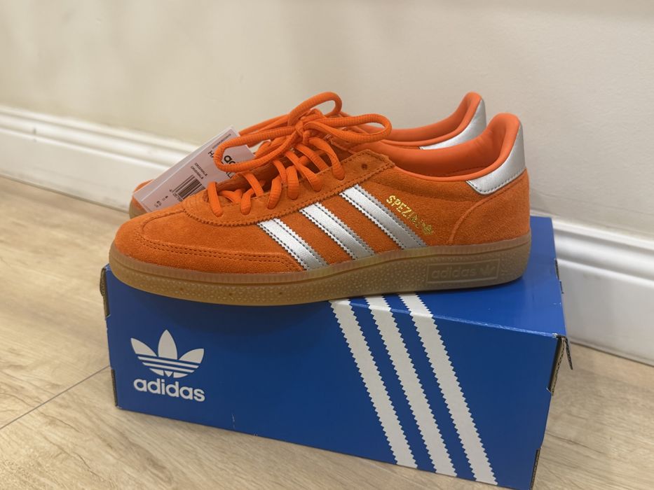 Кроссовки адидас оригинал