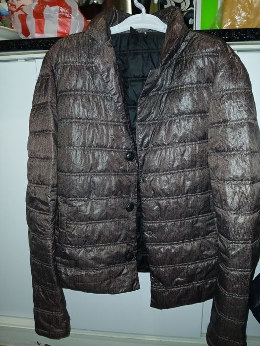 В одни руки.  Почти даром.