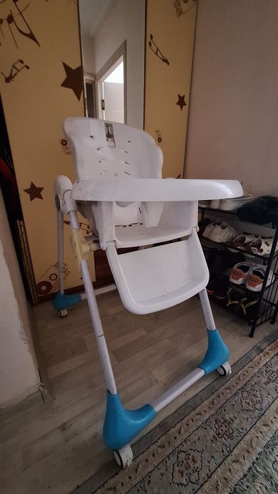 Срочно продам детский стул