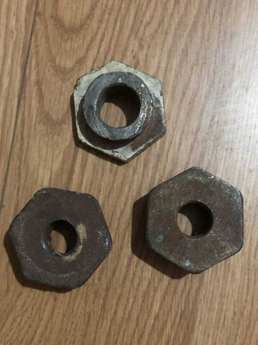 Заглушки на чугунные батареи. Цена за 1шт