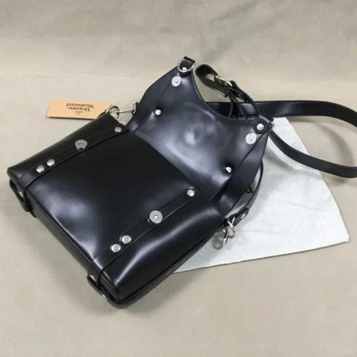 Vivienne Westwood чанта
