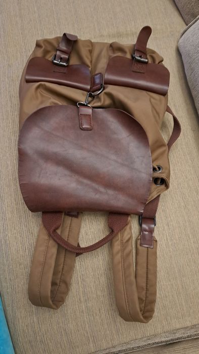 Rucsac maro încăpător