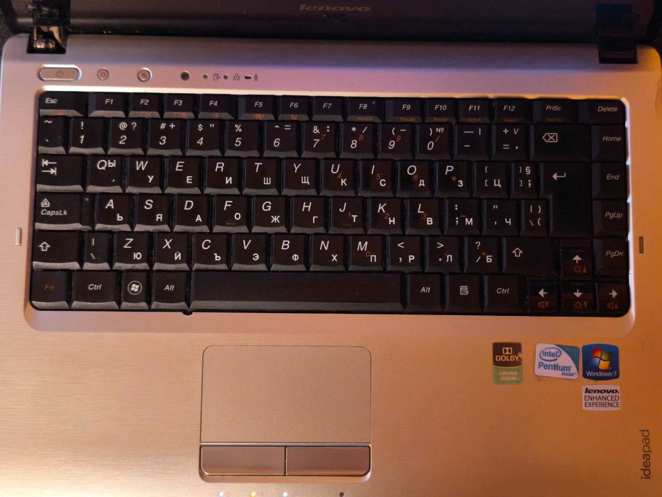Laptop Lenovo IdeaPad U350 Linux Mint лаптоп 13.3" Intel 3GB RAM 250GB