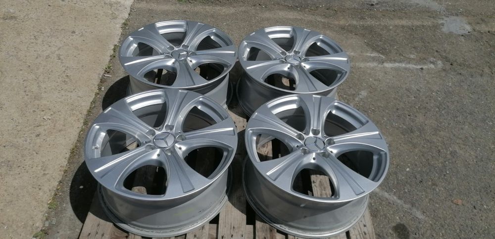 18 цола 5 х 112 мм Мерцедес Це Ел Це - 253 Купе