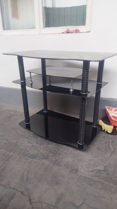 Телевизор и подставка