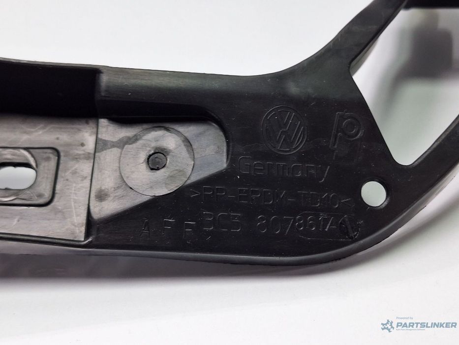 Suport central bara de protectie spate VOLKSWAGEN PASSAT 3C2 2005 - 2010 TDI 16V BKP, CBAB 3C5807861A