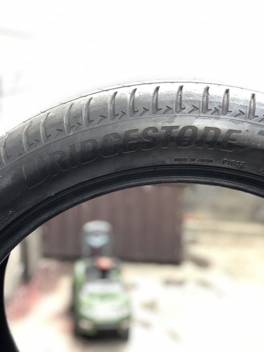275/40/20 BRIDGSTONE