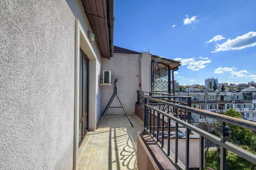 ТОП ОФЕРТА | Отличен двустаен до Джани, център , прекрасна южна тераса