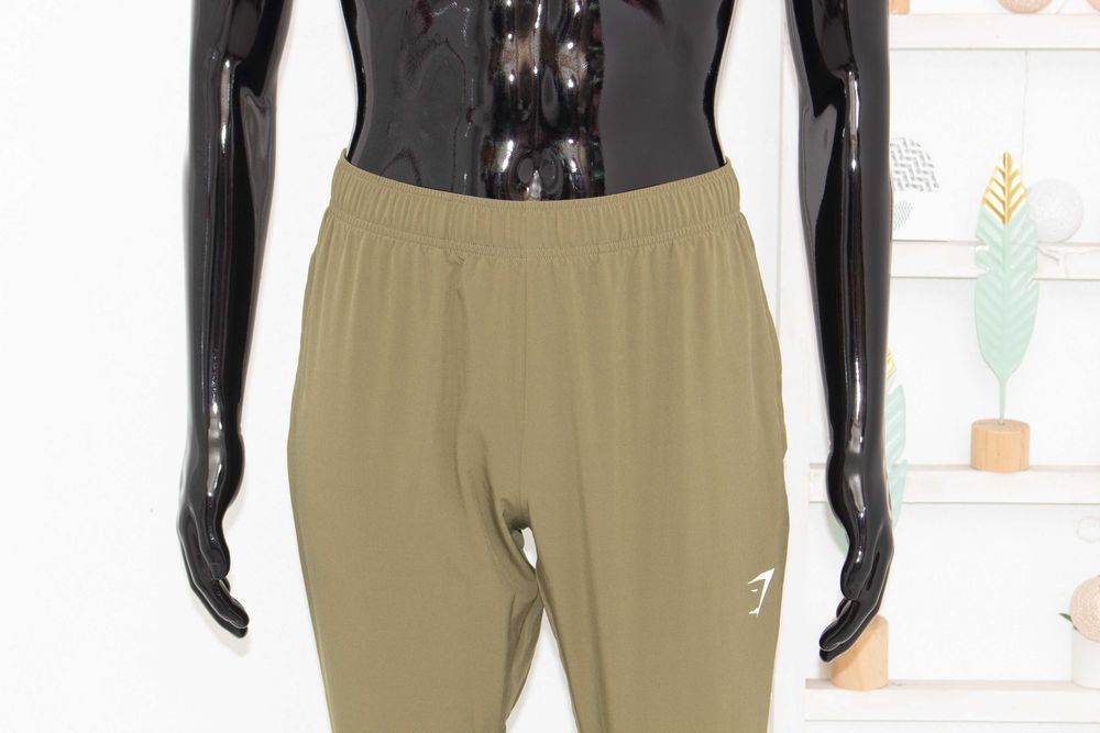 Gymshark Arrival Woven Zip Pocket Joggers мъжки спортен панталон S