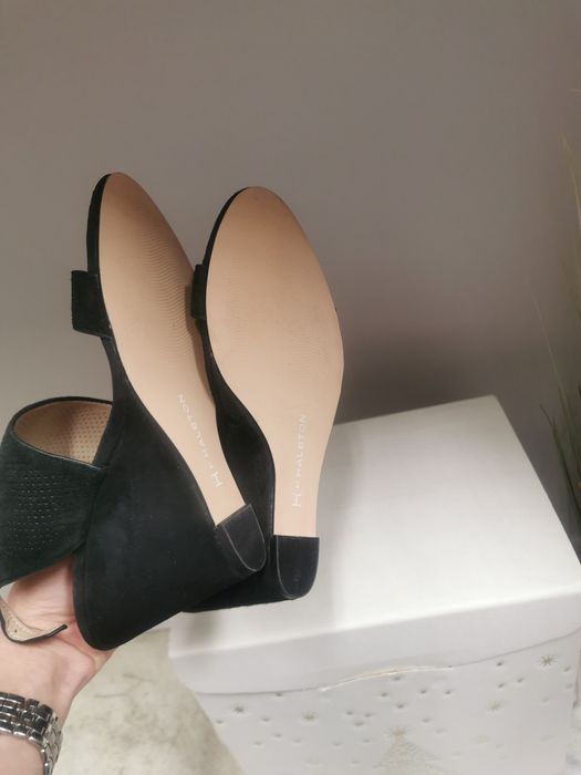 Сандали нови платформа 36 велур черни