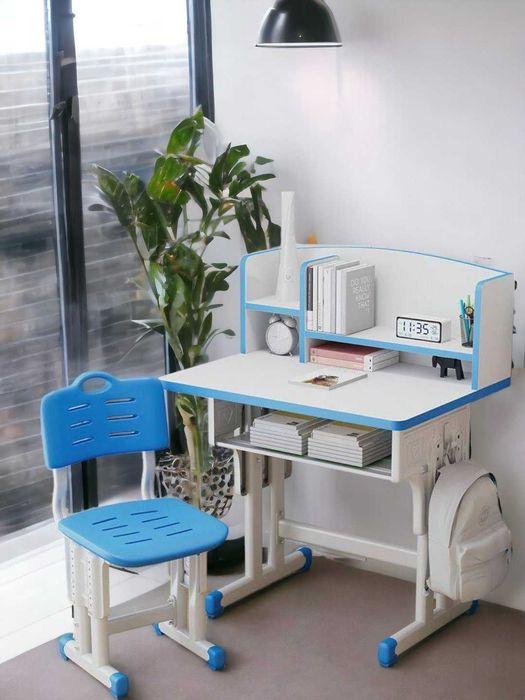 Комплект детского стола и стульчика с регулировкой высоты парта dm16