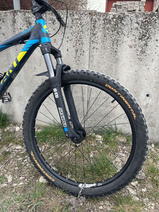 Планински велосипед giant talon