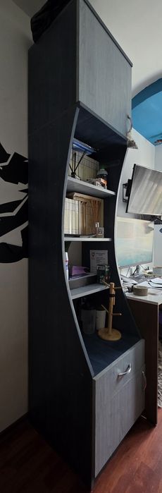 Vand mobilier pentru camera tineret