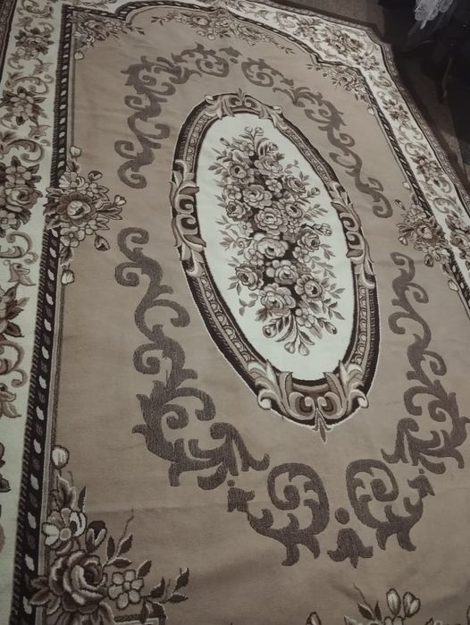 Продается ковер после хим чисткии